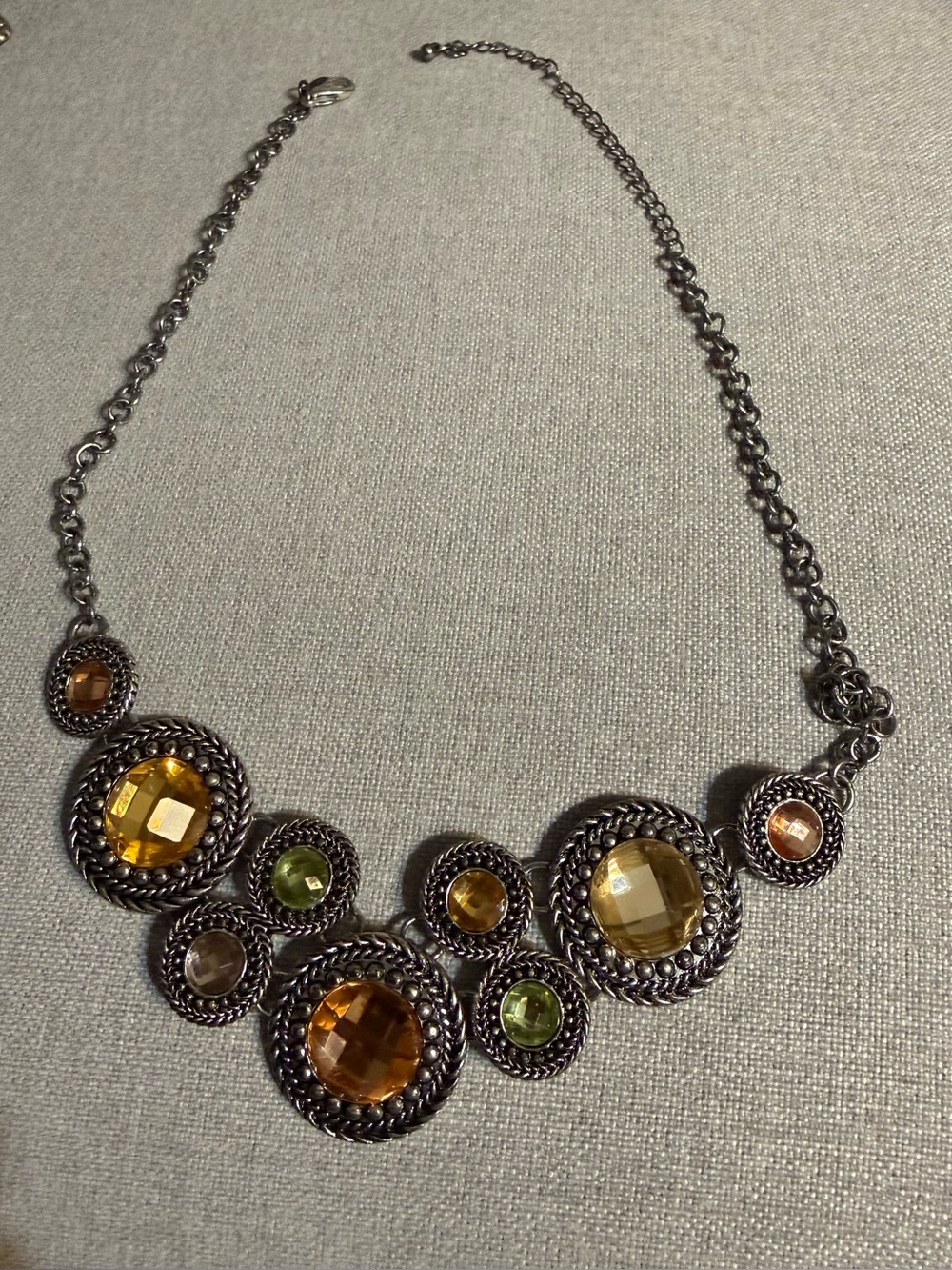 Premier Designs Chiffon Vintage Necklace